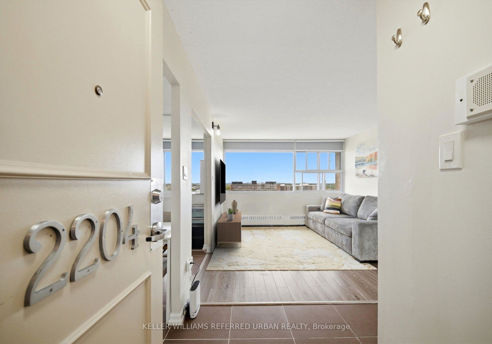 715-don-mills-road-east-york-ontario-c13172288