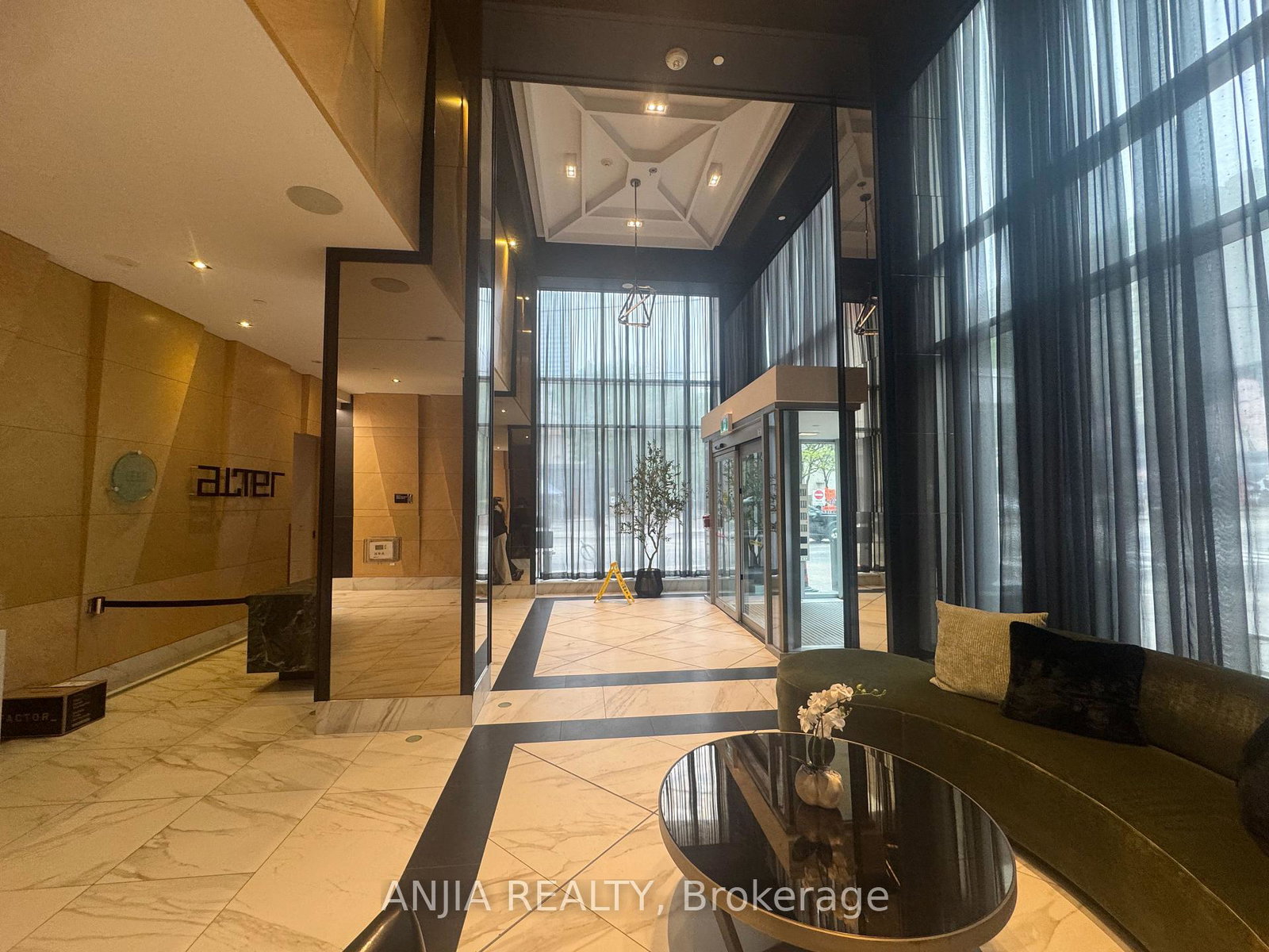 89-mcgill-street-toronto-ontario-c13172504