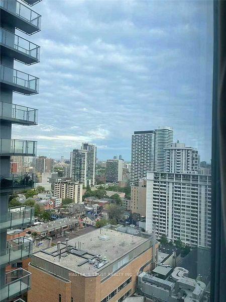 28-wellesley-street-e-toronto-ontario-c13172612