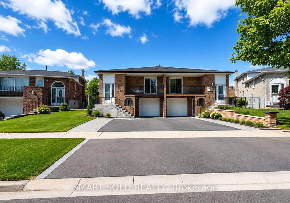 243-shawnee-circle-north-york-ontario-c13172762