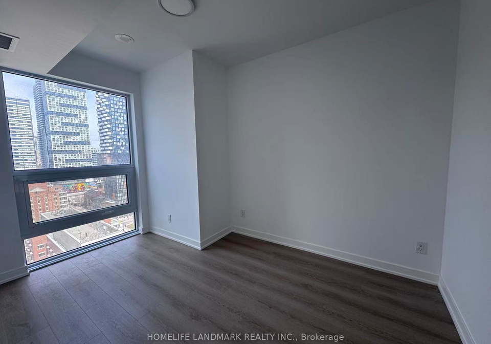 100-queen-street-toronto-ontario-c13172802