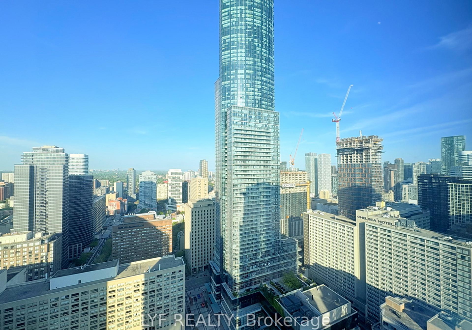 761-bay-street-toronto-ontario-c13172920