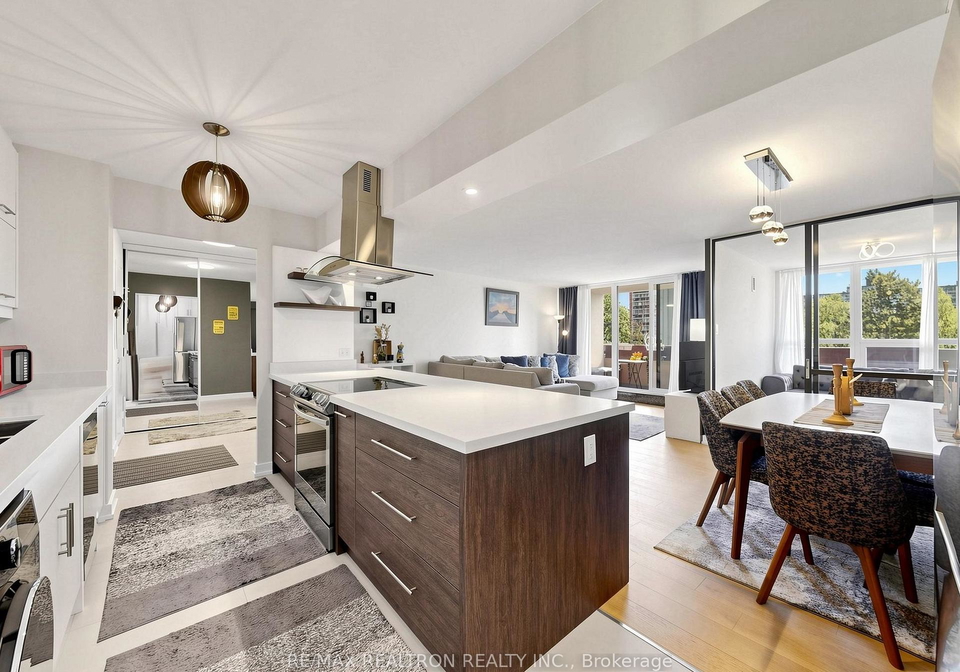 100-canyon-avenue-toronto-ontario-c13172962
