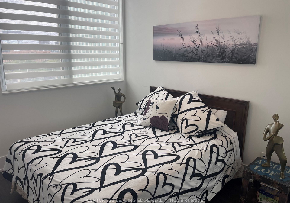 1-edgewater-drive-toronto-ontario-c13172984