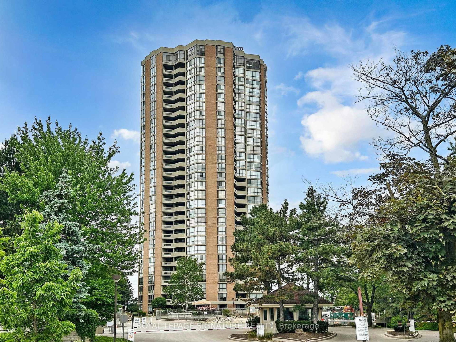 85-skymark-drive-north-york-ontario-c13173412