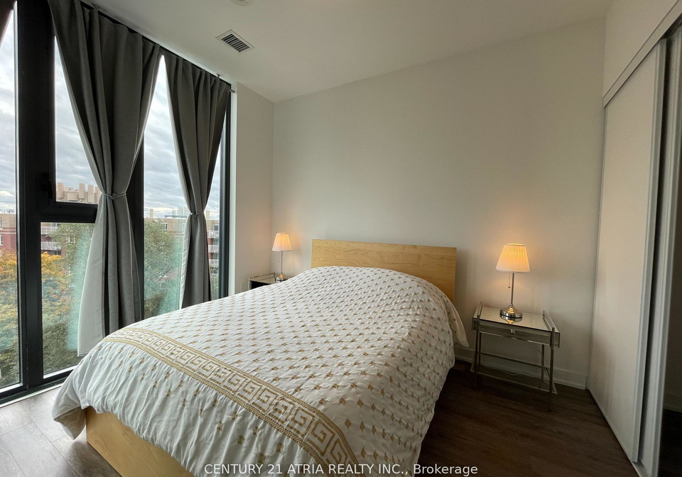 250-lawrence-avenue-toronto-ontario-c13173488