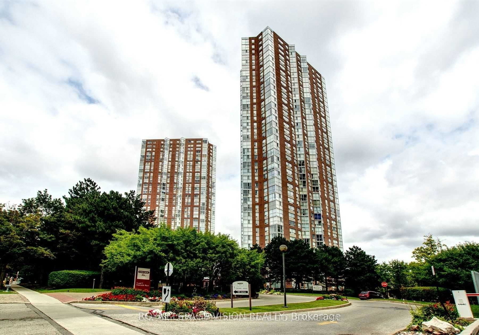 7-concorde-place-north-york-ontario-c13173538