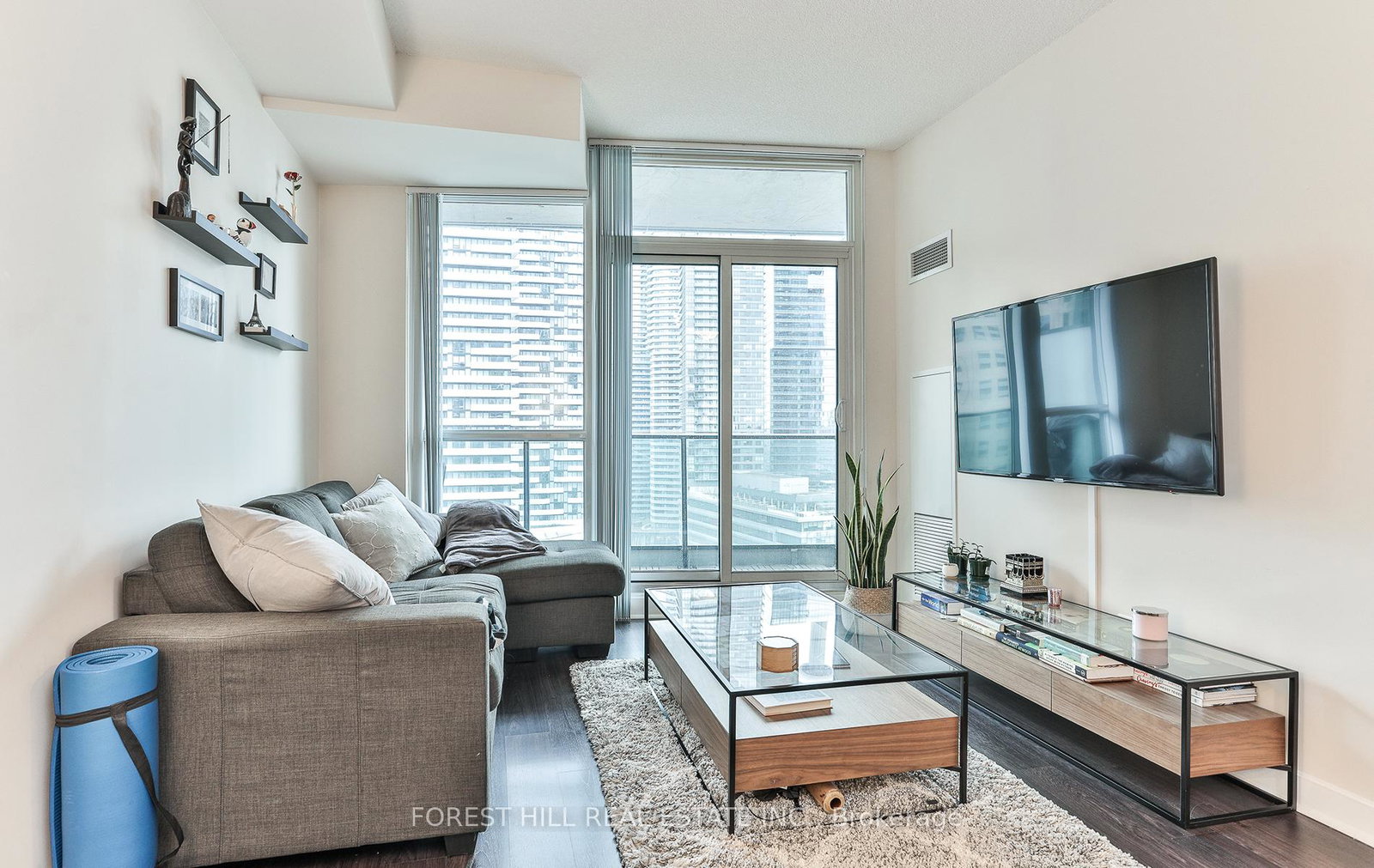 33-bay-street-toronto-ontario-c13173566