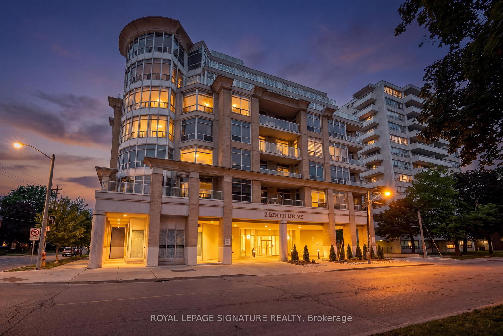 2-edith-drive-toronto-ontario-c13173710