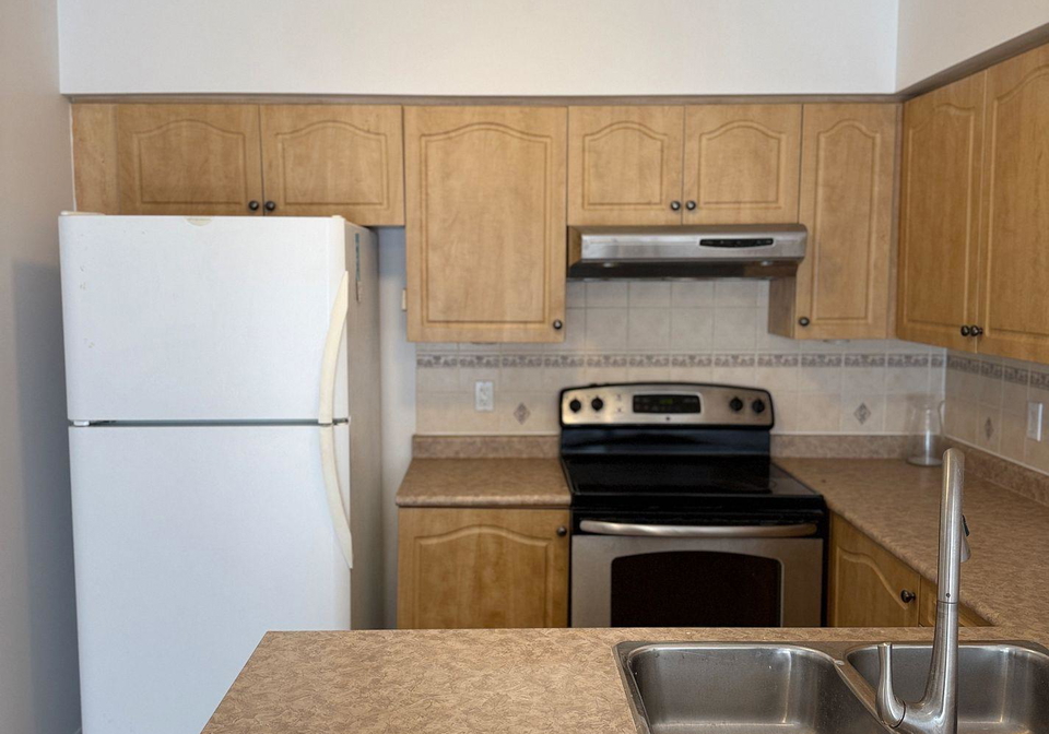1496-victoria-park-avenue-north-york-ontario-c13173804