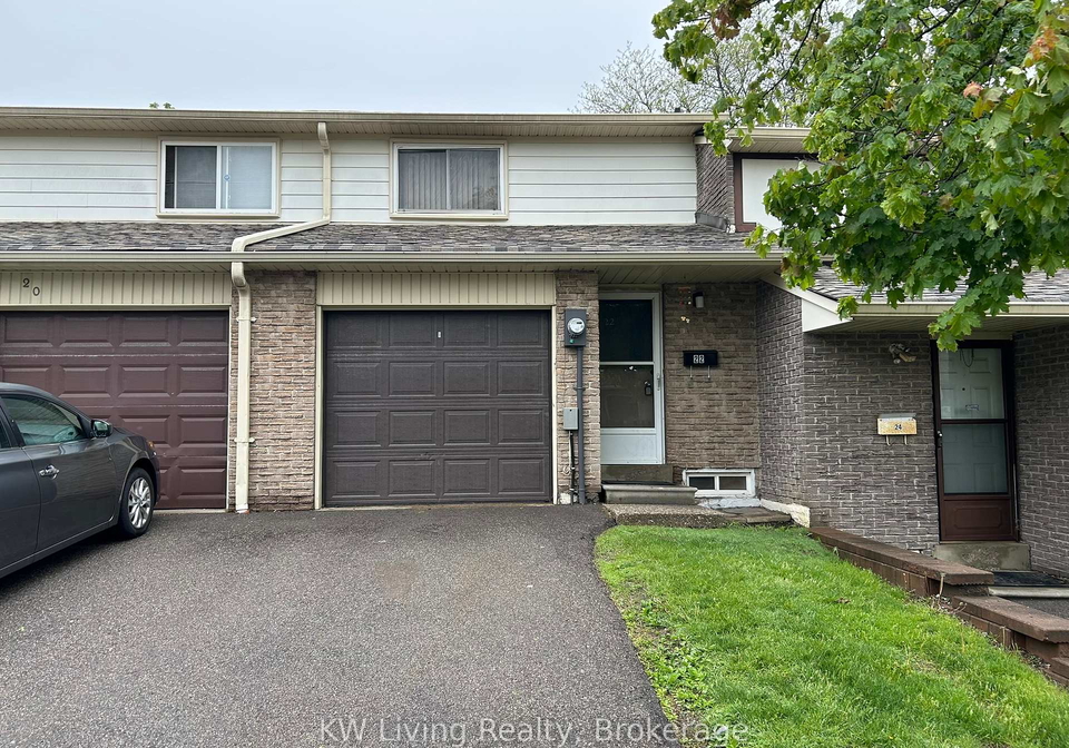 22-bracken-fernway-north-york-ontario-c13173822