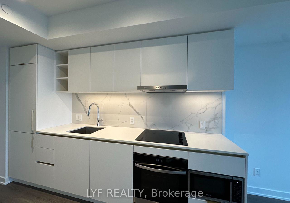 8-wellesley-street-w-toronto-ontario-c13173842
