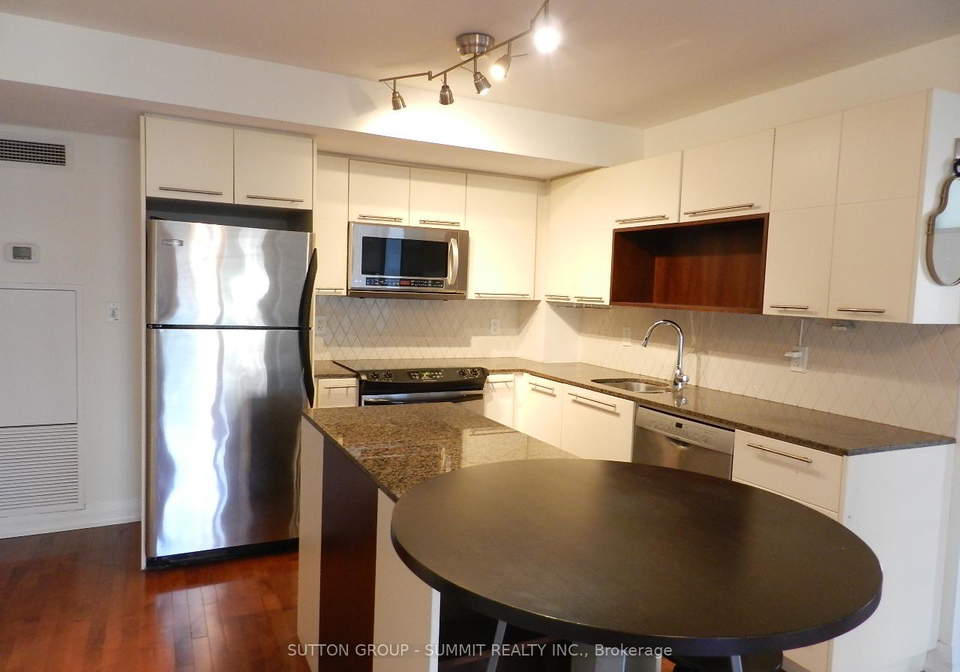25-carlton-street-toronto-ontario-c13174272