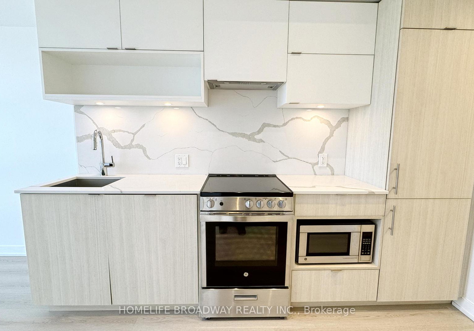 100-queen-street-e-toronto-ontario-c13174346