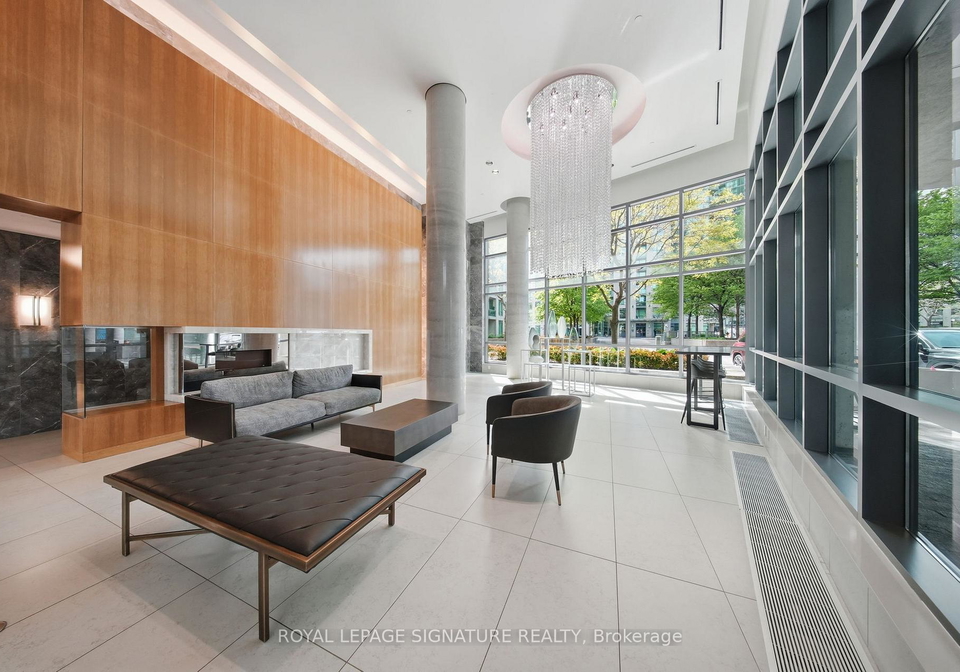 215-fort-york-boulevard-toronto-ontario-c13174420