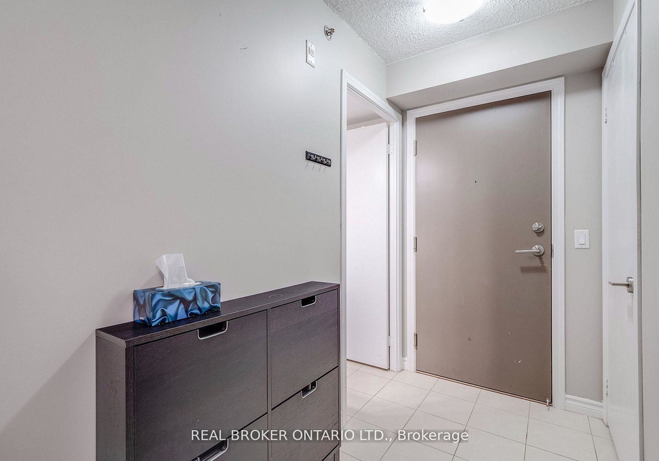 35-saranac-boulevard-toronto-ontario-c13174786