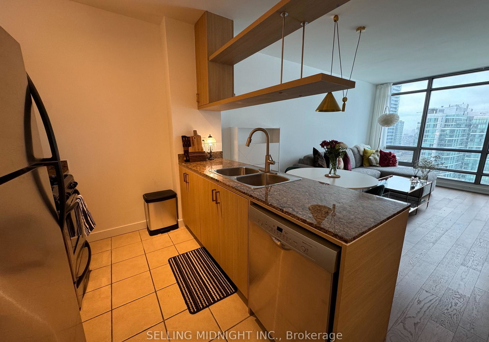 5-mariner-terrace-toronto-ontario-c13174808