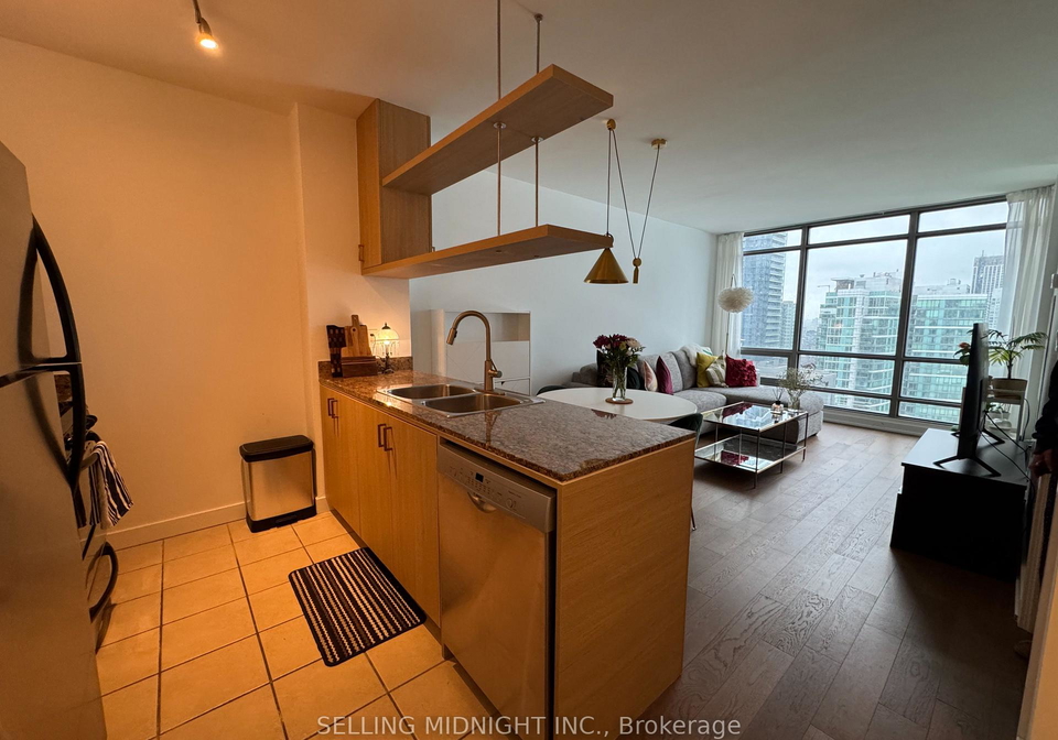 5-mariner-terrace-toronto-ontario-c13174808