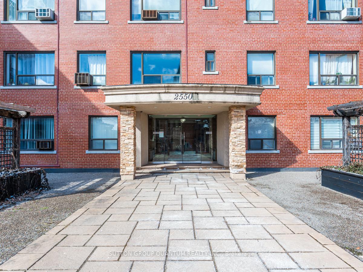 2550-bathurst-street-toronto-ontario-c13174866