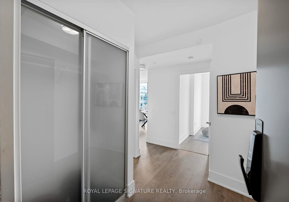 10-york-street-toronto-ontario-c13175000