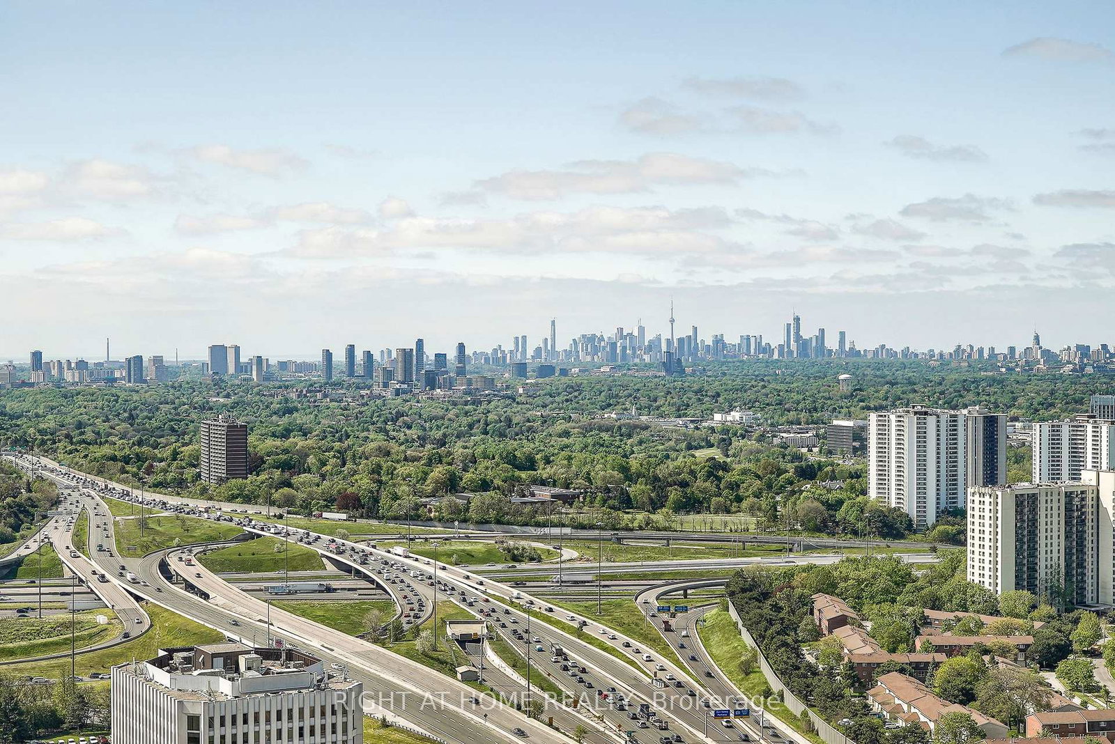 2015-sheppard-avenue-e-north-york-ontario-c13175186