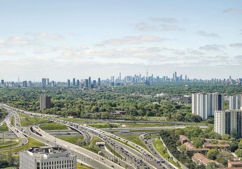 2015-sheppard-avenue-e-north-york-ontario-c13175186