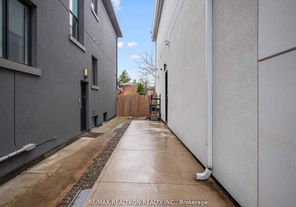 6-geddes-court-toronto-ontario-c13175338