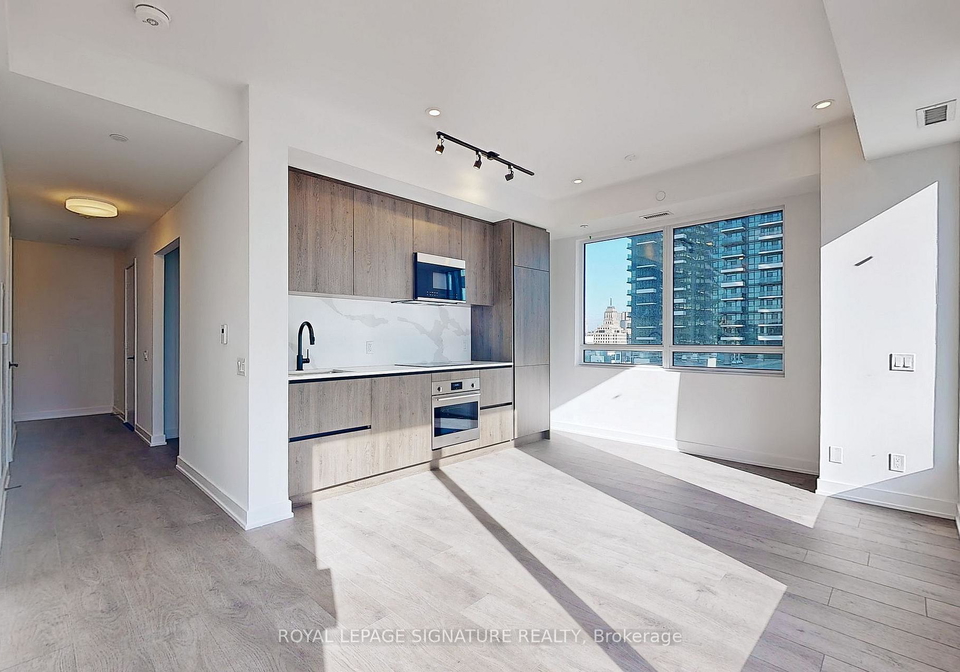 108-peter-street-toronto-ontario-c13175350
