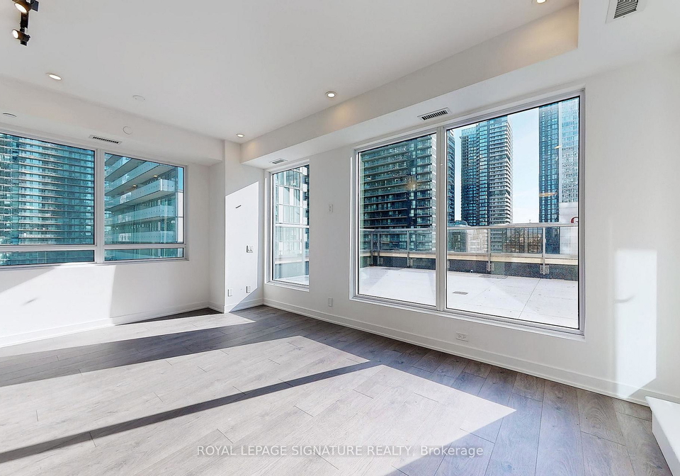 108-peter-street-toronto-ontario-c13175350