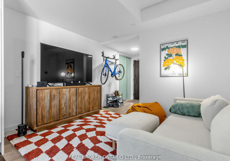 297-college-street-toronto-ontario-c13175656