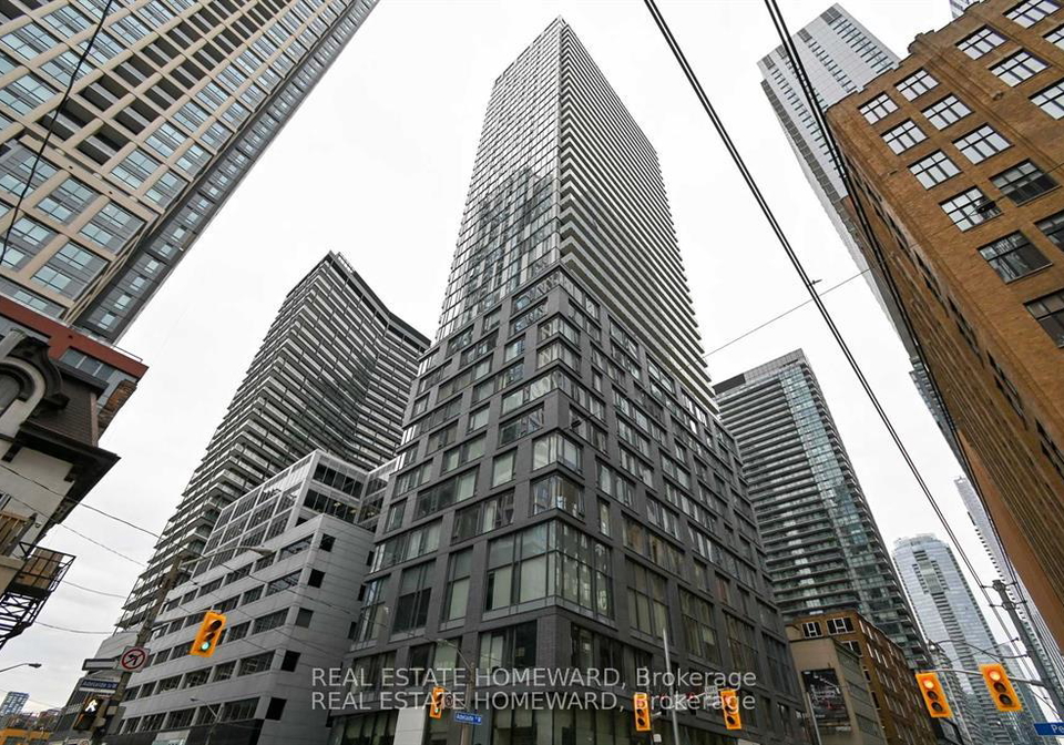 101-peter-street-w-toronto-ontario-c13175808