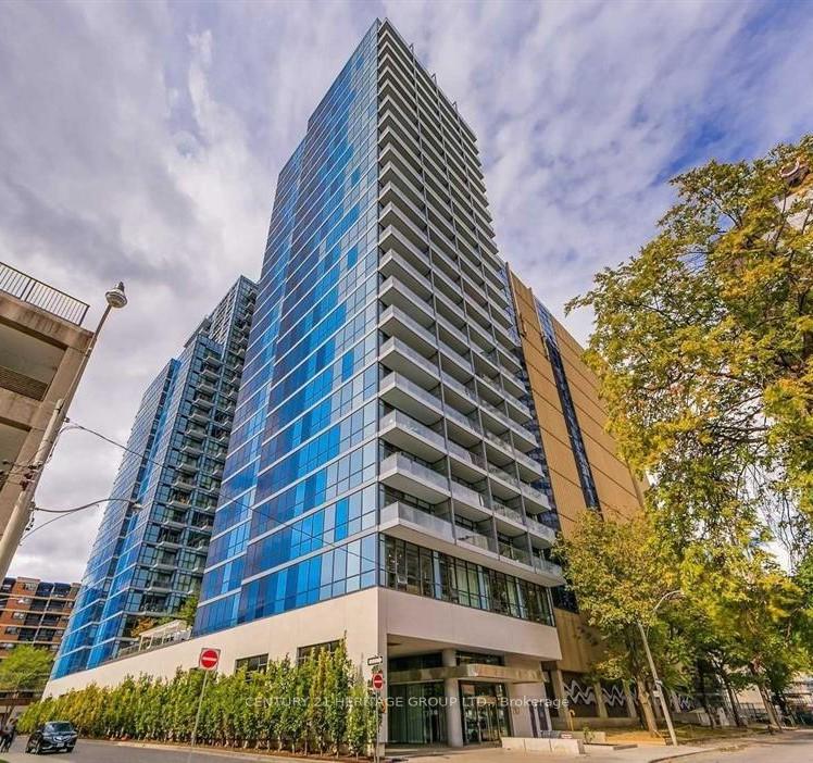 210-simcoe-street-toronto-ontario-c13175860
