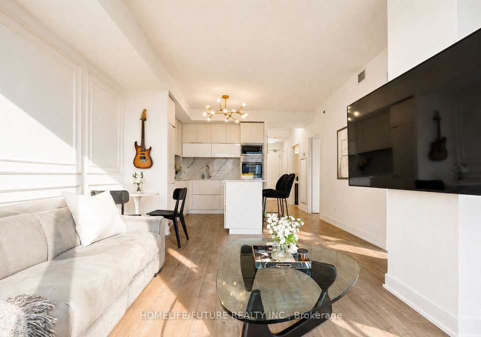 318-richmond-street-w-toronto-ontario-c13175892