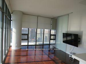 33-charles-street-e-toronto-ontario-c13175920