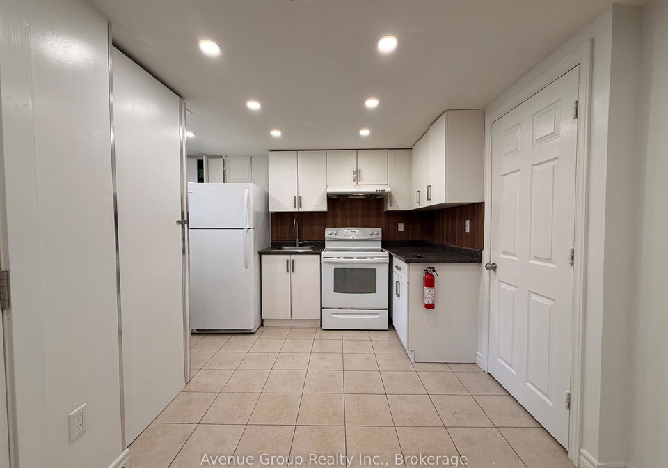10-chipping-road-north-york-ontario-c13176046