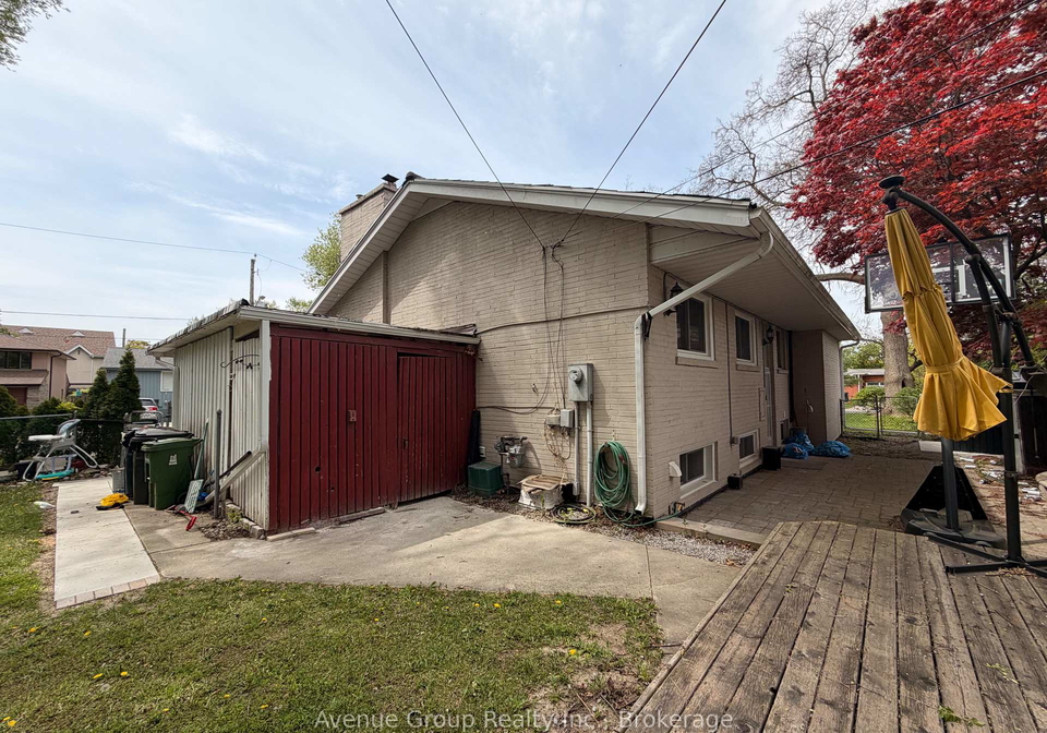 10-chipping-road-north-york-ontario-c13176046