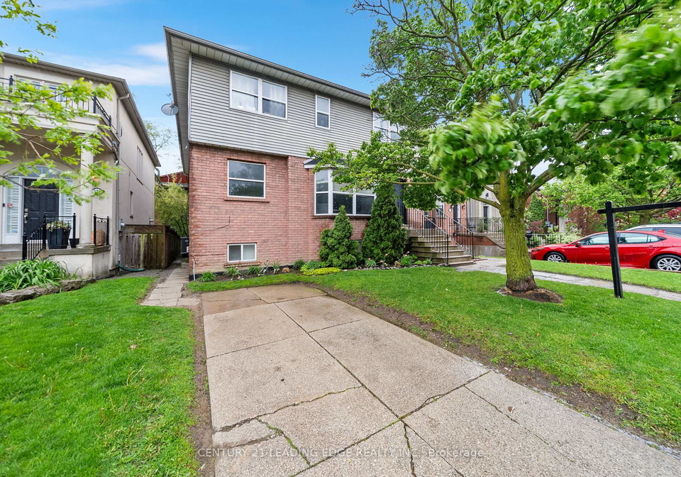 527-glengarry-avenue-toronto-ontario-c13176280