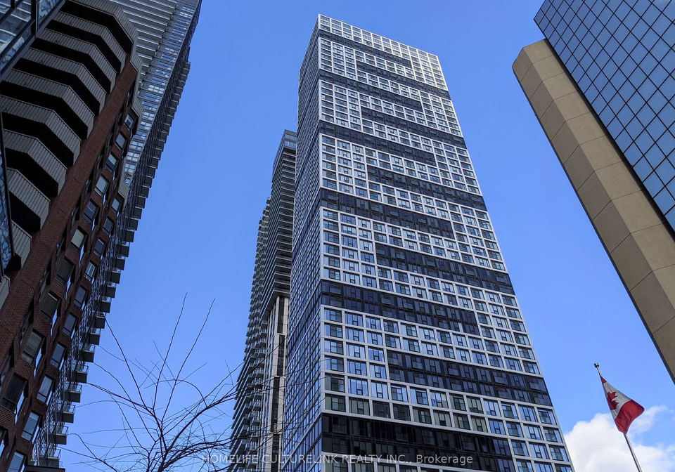 181-dundas-street-e-toronto-ontario-c13176832