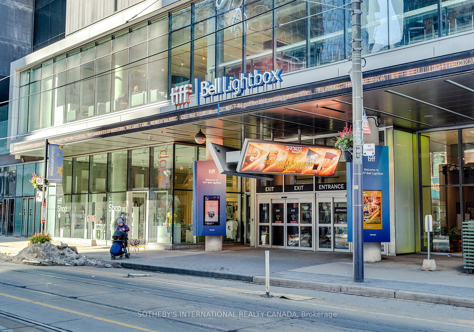 21-widmer-street-toronto-ontario-c13176980