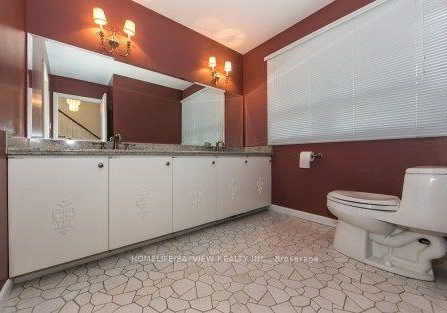 17-royal-oak-drive-north-york-ontario-c13177242