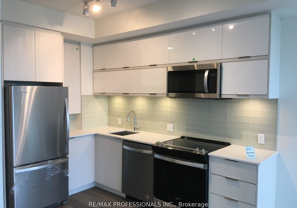 10-deerlick-court-north-york-ontario-c13177342