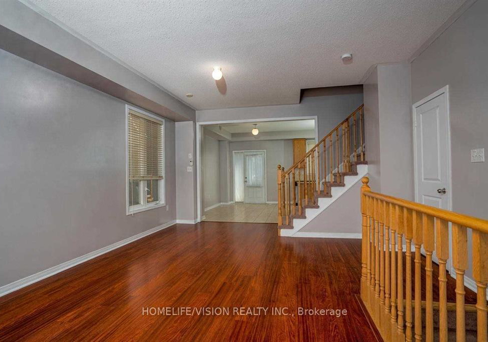 29-jinnah-court-north-york-ontario-c13177400