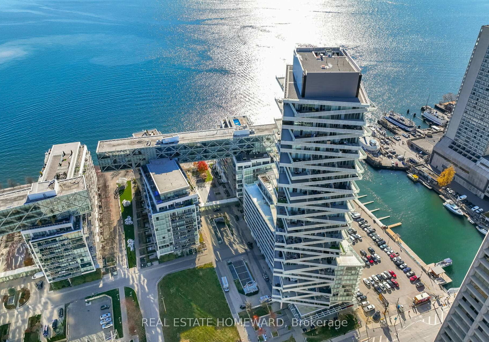 29-queens-quay-e-toronto-ontario-c13177492