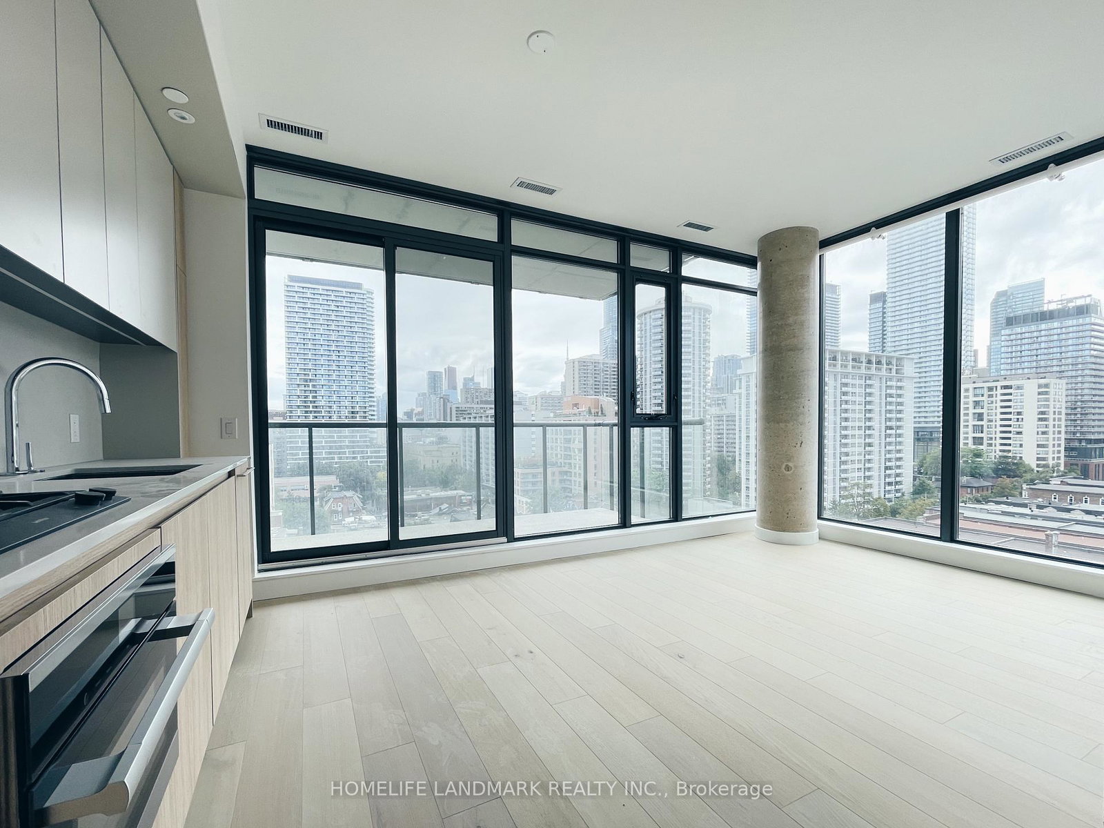 81-wellesley-street-e-toronto-ontario-c13178958