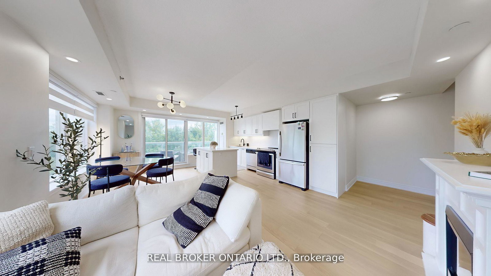 701-sheppard-avenue-w-toronto-ontario-c13179262