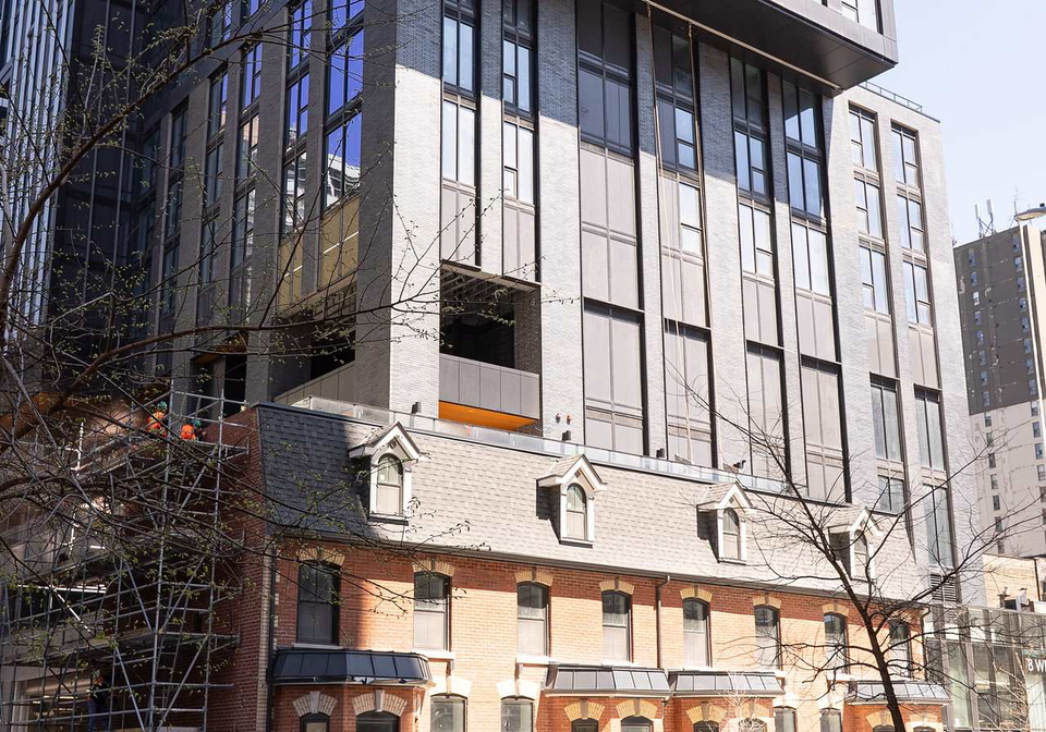 8-wellesley-street-w-toronto-ontario-c13179588