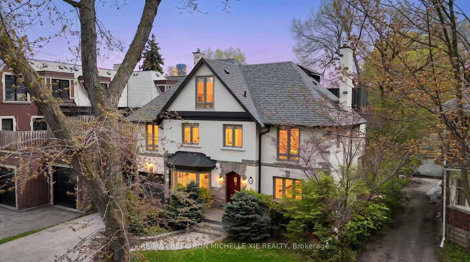 15-strathallan-boulevard-toronto-ontario-c13179724
