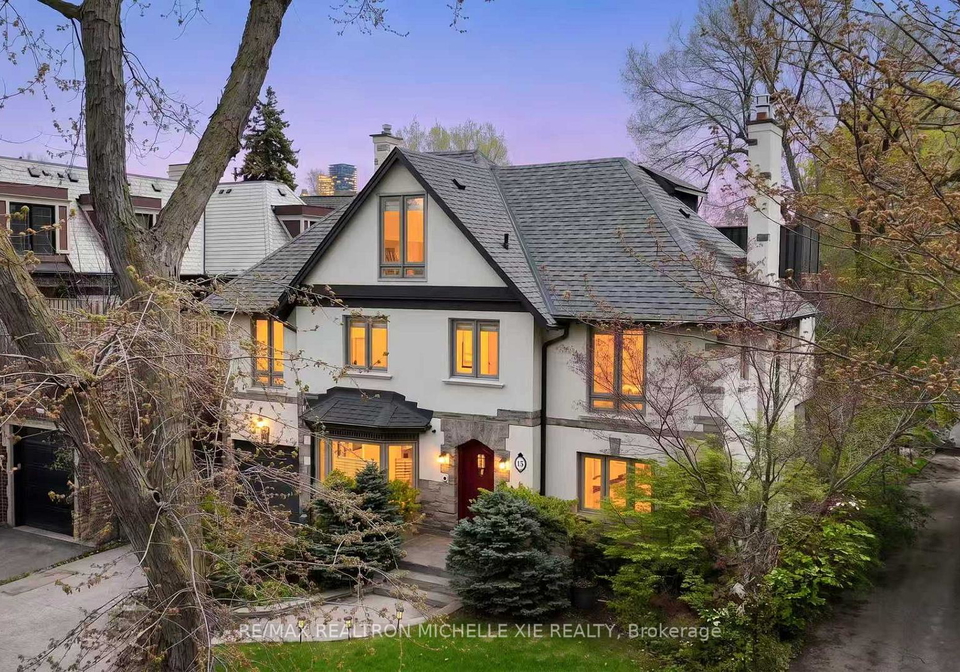 15-strathallan-boulevard-toronto-ontario-c13179724