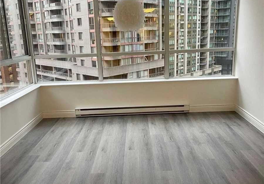 717-bay-street-toronto-ontario-c13179742
