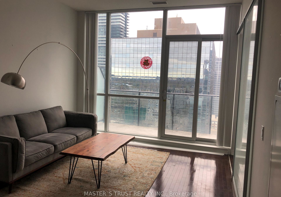 770-bay-street-toronto-ontario-c13181182